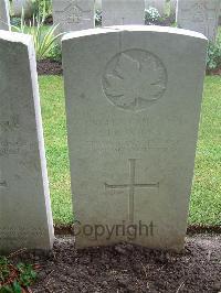 Etaples Military Cemetery - Wicks, John Charles